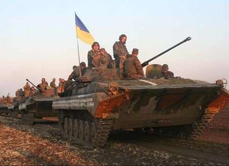 Украинская армия взяла под контроль Ясиноватую - Порошенко