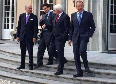 МИД РФ заявил о достижении прогресса на переговорах в Берлине