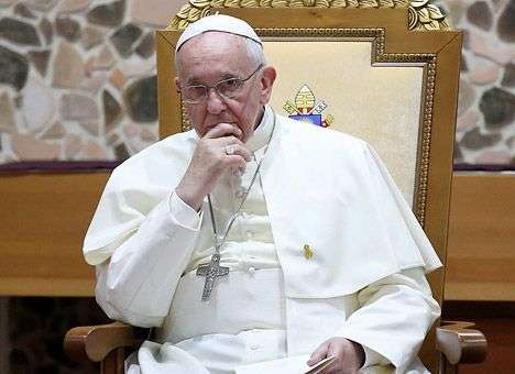Папа Римский заговорил об отречении от престола и скорой смерти