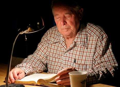 Ученые выяснили причину бессонницы у пожилых людей