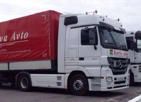 Соло на «гламурном контрабасе» в оркестре клана Балог