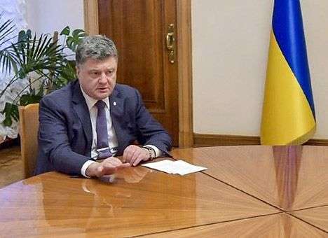 Сегодня прошли первые консультации на уровне генштабов Украины и РФ – Порошенко