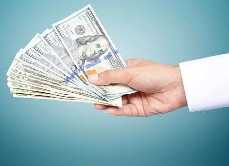 Банки перестанут выдавать валютные кредиты