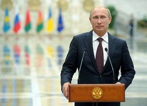 Путин рассказал, о чем разговаривал с Порошенко в Минске