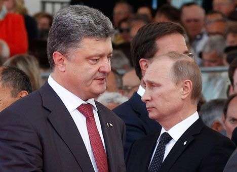 Путин и Порошенко обсудили по телефону пути выхода из кризиса