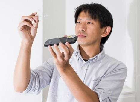 Жидкие линзы превращают смартфон в микроскоп (ФОТО, ВИДЕО)