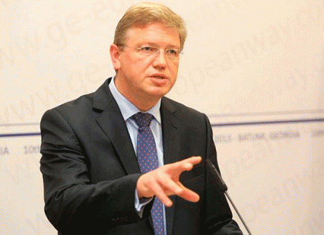 Фюле хочет, чтобы ЕС договорился о зоне свободной торговли с ТС