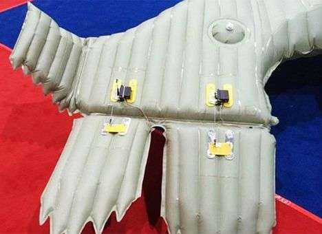 Инженеры-энтузиасты представили надувной беспилотник