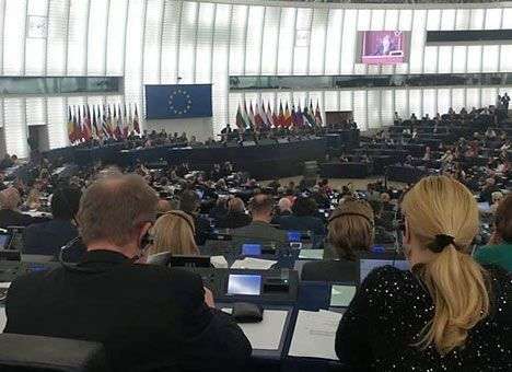 Европарламент принял резолюцию по Украине: быть готовыми ввести новые санкции против РФ