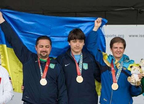 Сборная Украины выиграла «золото» в командных соревнованиях чемпионата мира по стрельбе