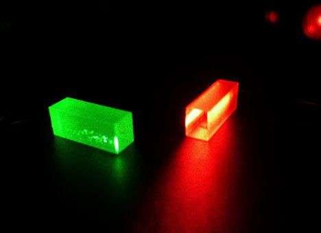 Ученые телепортировали квантовое состояние фотона на 25 км.