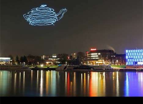 Дроны превратили в ночных художников (ВИДЕО)
