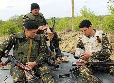 Перевод бойцов АТО в госбанки может привести к перебоям с выплатами – СМИ