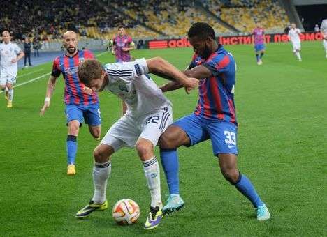 «Динамо» разбивает «Стяуа» (ФОТО)