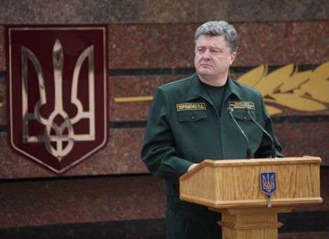 Президент рассказал, как силы АТО используют режим прекращения огня