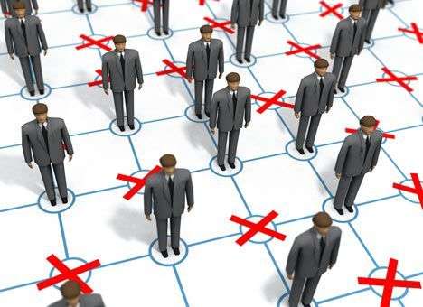 Треть украинских работодателей задумывается над сокращениями