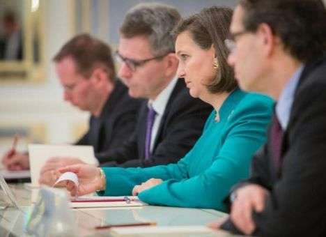 Президент Украины встретился в Киеве с помощником госсекретаря США (ФОТО)