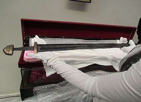 В Харькове презентовали меч князя Святослава (ФОТО)