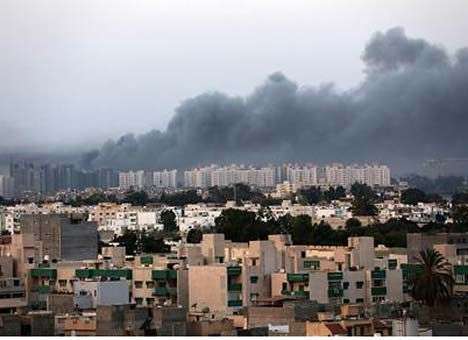 100 тыс. ливийцев покинули свои дома из-за боев под Триполи