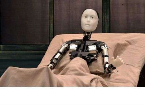 Робот-актер из Японии получил главную роль в спектакле по Кафке