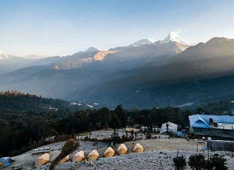 В Гималаях пропали более 150 туристов