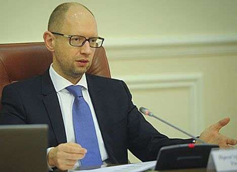 Украина еще не имеет достаточных запасов газа на зиму - Яценюк
