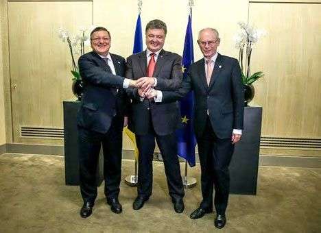 Порошенко обсудил с Ромпеем и Баррозу в Милане энергобезопасность Украины