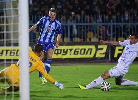 «Динамо» в Ужгороде громит «Говерлу» (ВИДЕО)