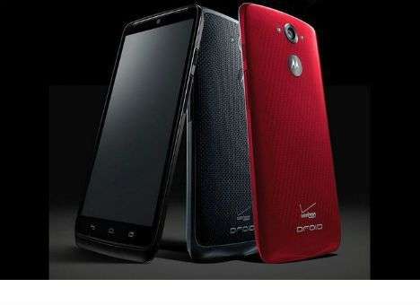 Motorola показала свой новый смартфон Droid Turbo