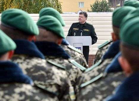 Порошенко настаивает на участии бойцов АТО в выборах
