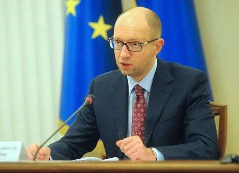 2015-й не будет годом экономического роста - Яценюк