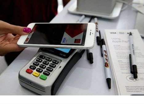 За 72 часа к Apple Pay подключилось более миллиона клиентов