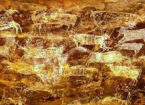 Причиной возникновения первобытного искусства стали слуховые иллюзии