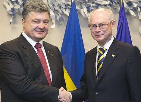 Порошенко обсудил с ван Ромпеем ход газовых консультаций в Брюсселе