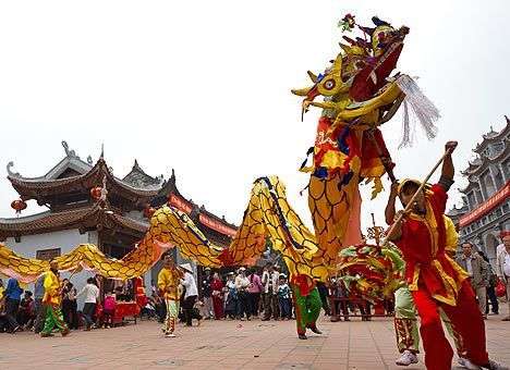 Экономические чудеса из политического сора