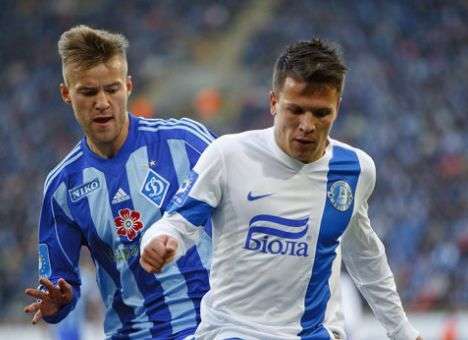 «Динамо» разгромило «Днепр» и возглавило Премьер-лигу