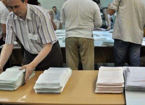 Работу комиссии 59 округа, возможно, блокирует «Правый Сектор» и батальон «Днепр-1»  - СМИ (ВИДЕО)
