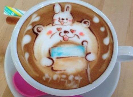 Украинцев в Японии встретили патриотическим кофе (ФОТО)