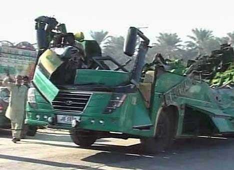 Жертвами водителя-лихача в Пакистане стали более 50 человек