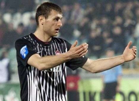 Фоменко довызвал в сборную двух защитников «Зари»