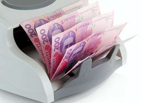 Завтра в банках доллар уже будет по 16,7 – СМИ