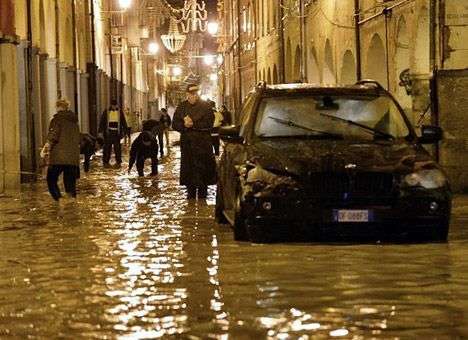На Италию обрушились проливные дожди, есть погибшие