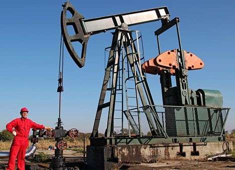 Нефть марки Brent снова рекордно подешевела