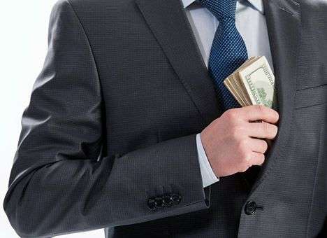 Украина названа более коррумпированной, чем Беларусь и Грузия