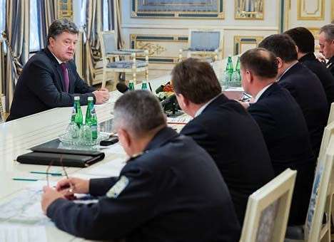 Порошенко утверждает, что украинская армия готова дать отпор