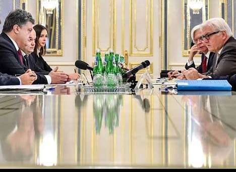 Штайнмайер предложил Порошенко новый вариант разрешения конфликта в Донбассе (ФОТО)