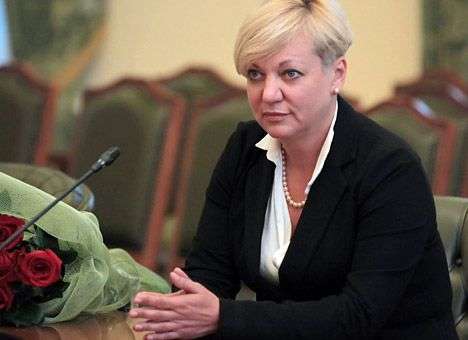 Президенту предлагают уволить главу НБУ