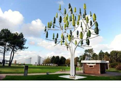 Французы создали дерево, которое генерирует электроэнергию из воздуха
