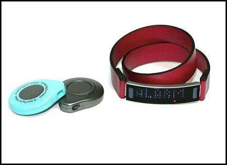 Создатели PocketBook презентовали умный браслет SafeBand (ФОТО)