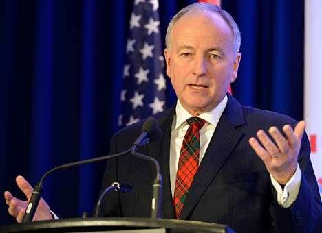 Сегодня в Киев прилетит министр обороны Канады